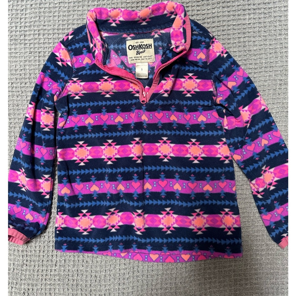 OshKosh B’gosh fleece pullover. Size 5.